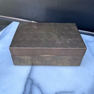 Hexagonal Honey Comb Patterned Brass Trinket Box Hollywood Regency Era